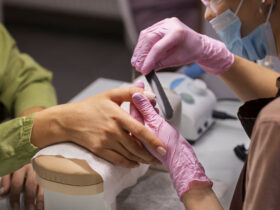 Builder Gel Crystal Professional – żel budujący, który wyrównuje płytkę z precyzją i elegancją